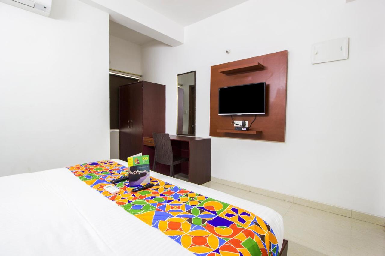 Fabhotel Limestone Suites - 750M From Yashoda Hospitals, Somajiguda Haïdarabad Extérieur photo