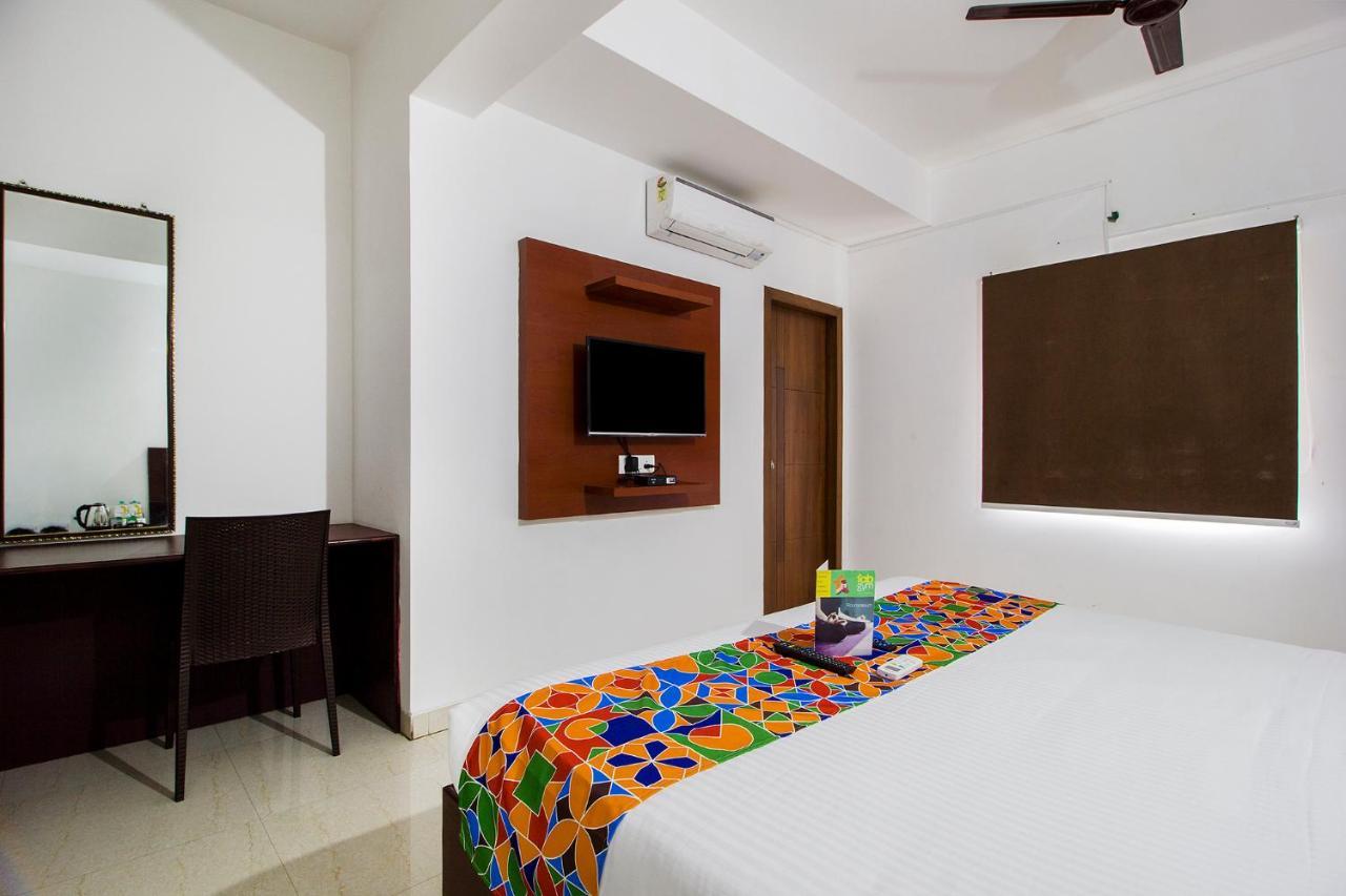 Fabhotel Limestone Suites - 750M From Yashoda Hospitals, Somajiguda Haïdarabad Extérieur photo